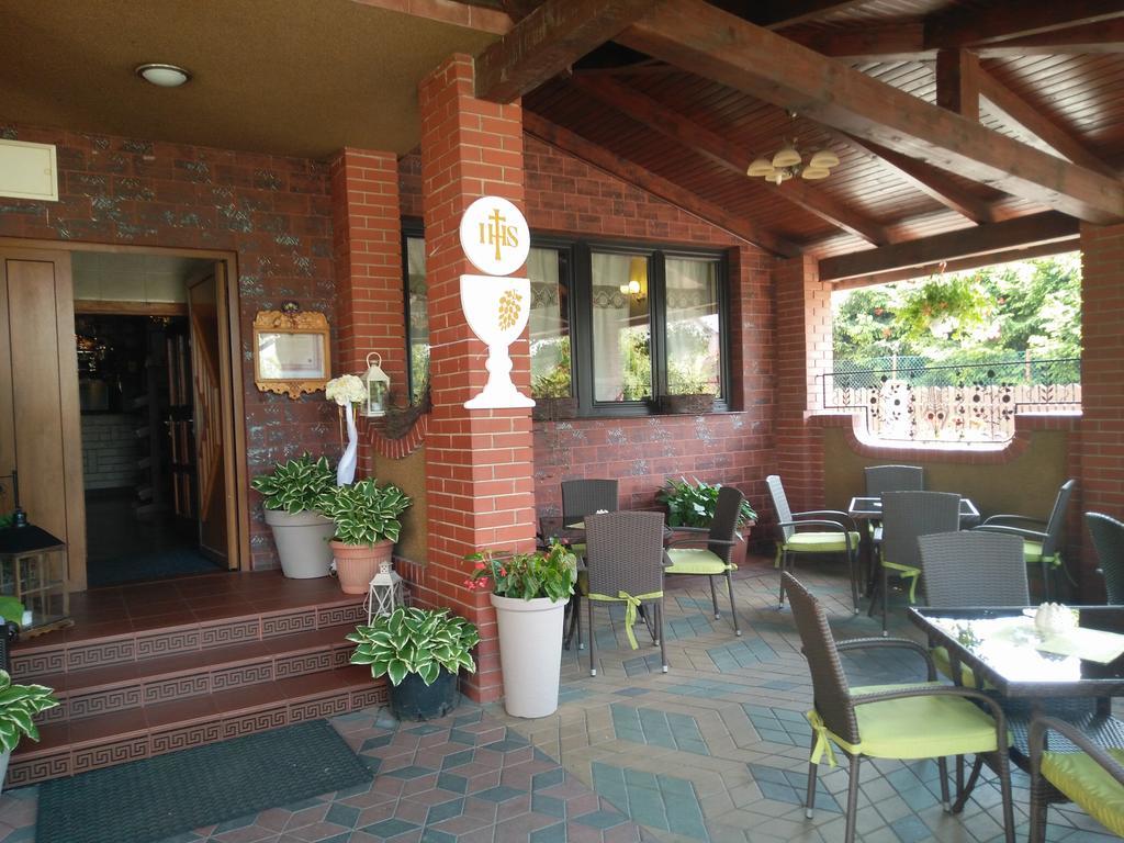 Hotel Rypsówka Nowy Sącz Exterior foto